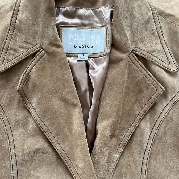 100% Leather Suede Trench Coat - Picture 7 of 8